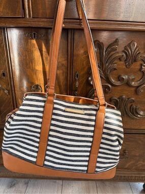 Poppy & Peonies purse